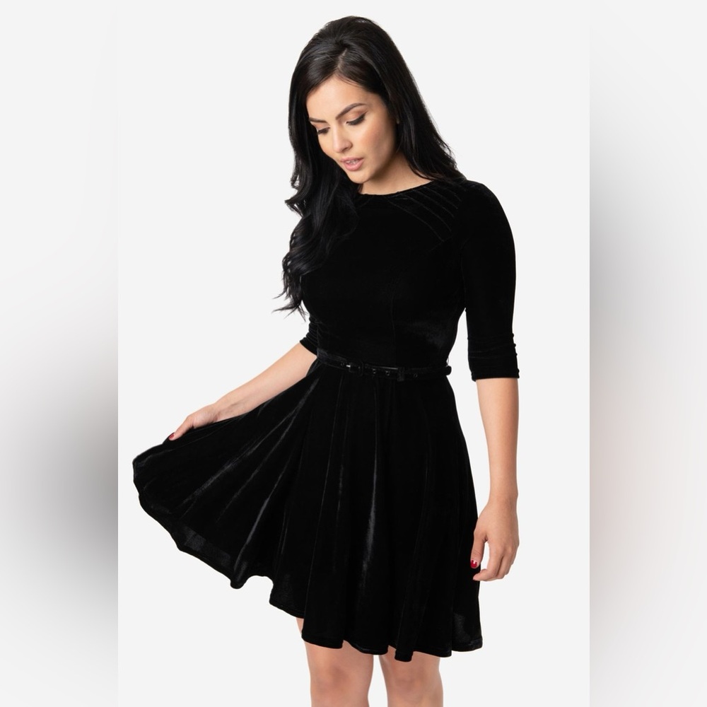 Unique Vintage Black Velvet Fit & Flare Dress Size L